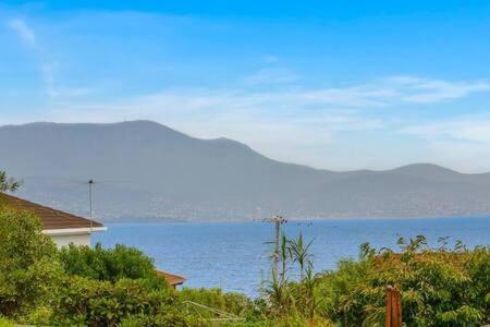 Spacious Modern Home Outstanding Views Sleeps 9 호바트 외부 사진